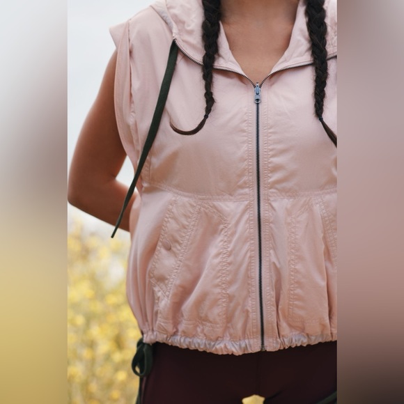 Anthropologie Daily Practice Glass Beach Zip Up Hoodie Vest Peach Size Medium - Picture 4 of 13